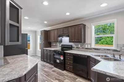 101 Sir Lancelot Drive, Castle Rock, WA 98611 - Photo 14
