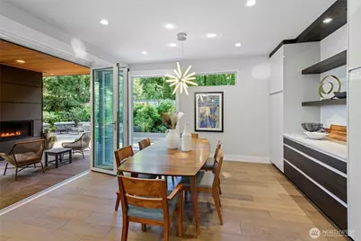 8587 Springridge Road NE, Bainbridge Island, WA 98110 - Photo 10