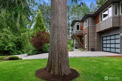 8587 Springridge Road NE, Bainbridge Island, WA 98110 - Photo 2