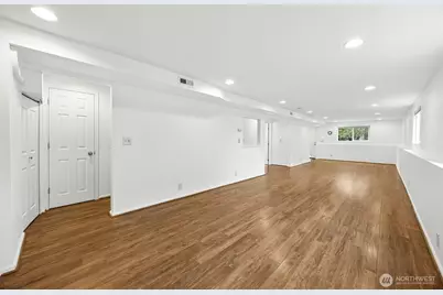 1300 SW 125th Place, Seattle, WA 98146 - Photo 18