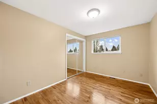 1300 SW 125th Pl, Seattle, WA 98146 - Photo 16