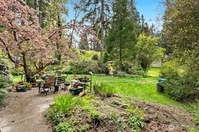 1605 153rd Avenue SE, Bellevue, WA 98007 - Photo 4
