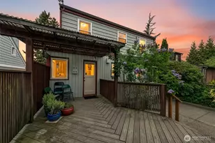 8218 Latona Ave NE, Seattle, WA 98115 - Photo 20