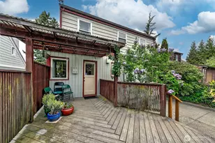 8218 Latona Ave NE, Seattle, WA 98115 - Photo 18
