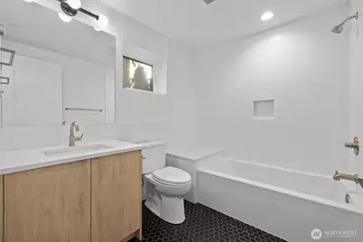 2011 Dexter Avenue N #A, Seattle, WA 98109 - Photo 20