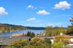 3737 Park Ave N, Renton, WA 98056 - Photo 4
