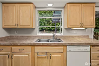 1519 NE 185th Street, Shoreline, WA 98155 - Photo 12
