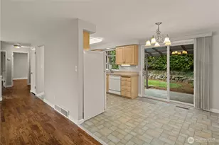 1519 NE 185th St, Shoreline, WA 98155 - Photo 14