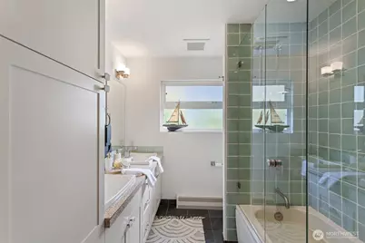 7125 Beach Drive SW, Seattle, WA 98136 - Photo 22