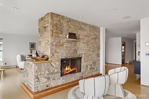 7125 Beach Dr SW, Seattle, WA 98136 - Photo 12