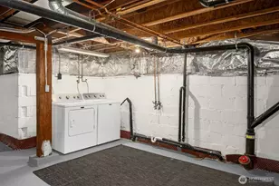 2434 S Irving St, Seattle, WA 98144 - Photo 20