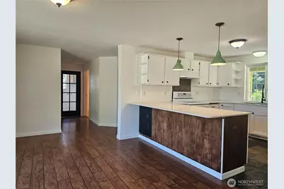 727 Tipsoo Loop S, Rainier, WA 98576 - Photo 12