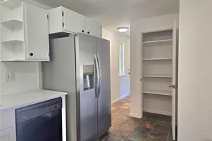 727 Tipsoo Loop S, Rainier, WA 98576 - Photo 8