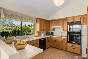 5414 SW Charlestown St, Seattle, WA 98116 - Photo 16