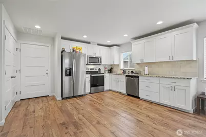 14395 Lockwood Lane SE, Yelm, WA 98597 - Photo 6