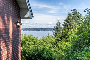 6681 NE Windermere St, Seattle, WA 98115 - Photo 10