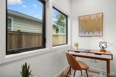 13022 Corliss Avenue N #B, Seattle, WA 98133 - Photo 12