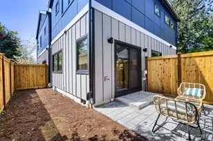 13022 Corliss Ave N, Seattle, WA 98133 - Photo 20