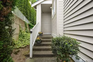 535 S 51st Ct, Renton, WA 98055 - Photo 4