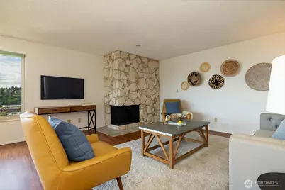 2219 13th Avenue W #5, Seattle, WA 98119 - Photo 6