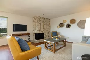 2219 13th Ave W, Seattle, WA 98119 - Photo 6