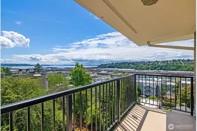2219 13th Avenue W #5, Seattle, WA 98119 - Photo 1