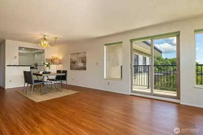 2219 13th Avenue W #5, Seattle, WA 98119 - Photo 10