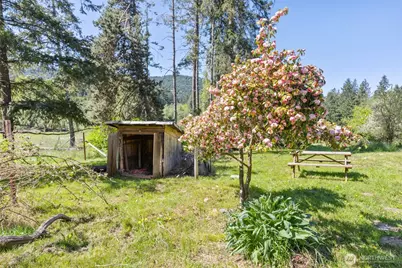 2252 Black Diamond Road, Port Angeles, WA 98363 - Photo 18