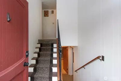 2717 S Laurel Street, Port Angeles, WA 98362 - Photo 2
