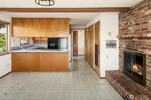 1811-1/2 10th St W, Kirkland, WA 98033 - Photo 20