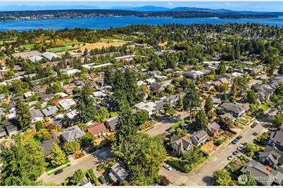 7348 55th Avenue NE, Seattle, WA 98115 - Photo 36