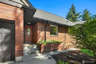7348 55th Ave NE, Seattle, WA 98115 - Photo 2