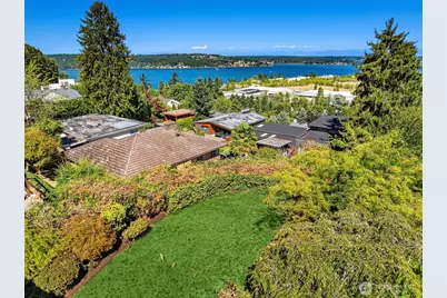 7348 55th Avenue NE, Seattle, WA 98115 - Photo 1