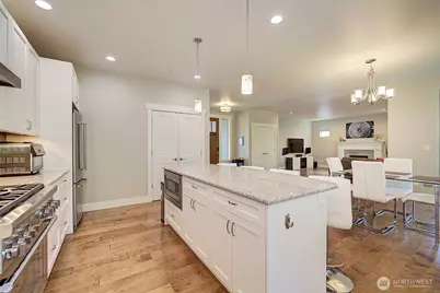 11627 21st Avenue SW, Burien, WA 98146 - Photo 8