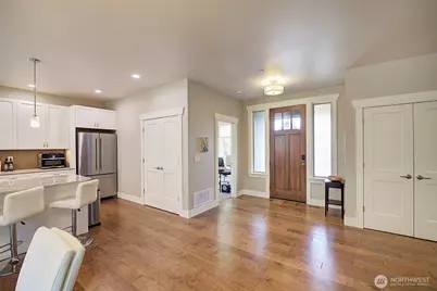 11627 21st Avenue SW, Burien, WA 98146 - Photo 4