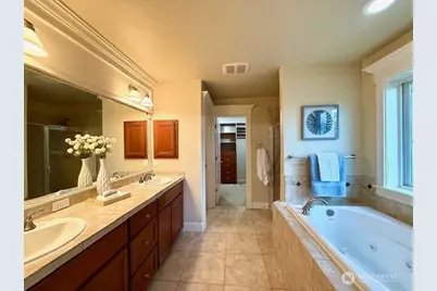 23419 NE 10th Place, Sammamish, WA 98074 - Photo 26