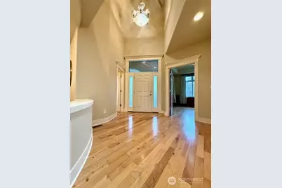 23419 NE 10th Place, Sammamish, WA 98074 - Photo 8