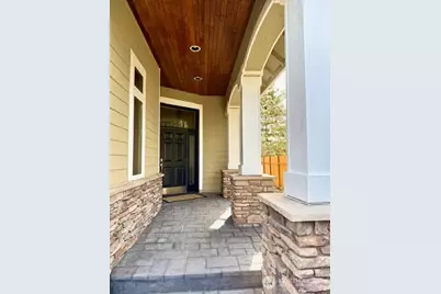 23419 NE 10th Place, Sammamish, WA 98074 - Photo 4