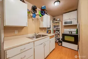 1931 McDougall Ave, Everett, WA 98201 - Photo 22