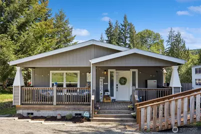 230 Home Town Drive, Kelso, WA 98626 - Photo 2
