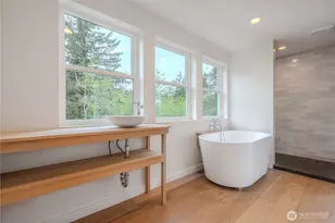 9301 Lohrer Ln NE, Olympia, WA 98516 - Photo 18