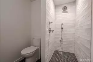 9301 Lohrer Ln NE, Olympia, WA 98516 - Photo 16