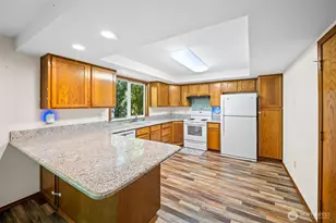 8518 Lake Lucinda Dr SW, Olympia, WA 98512 - Photo 10