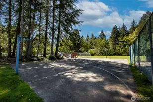 8518 Lake Lucinda Dr SW, Olympia, WA 98512 - Photo 32