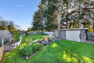 2715 Cedarwood Avenue, Bellingham, WA 98225 - Photo 28
