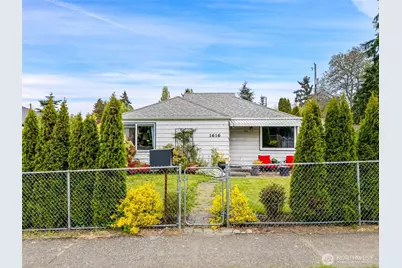 1616 SW Thistle Street, Seattle, WA 98106 - Photo 1