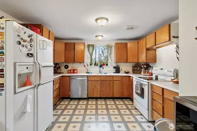 1616 SW Thistle Street, Seattle, WA 98106 - Photo 14