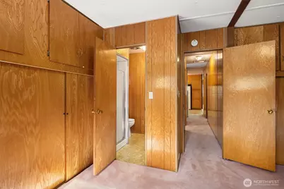 6037 NE Blakely Avenue, Bainbridge Island, WA 98110 - Photo 22