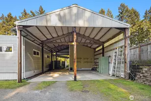 6037 NE Blakely Ave, Bainbridge Island, WA 98110 - Photo 6