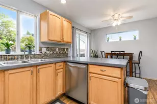 9122 160th St Ct E, Puyallup, WA 98375 - Photo 8